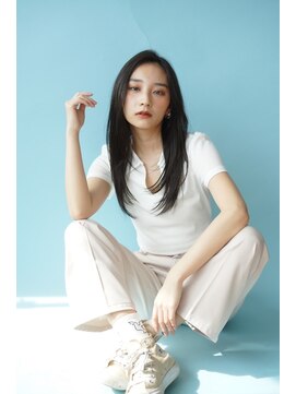 ルフュージュ バイ プロデュース 相模大野店(Refuge by Produce) 暗髪/レイヤーカット/長めバング