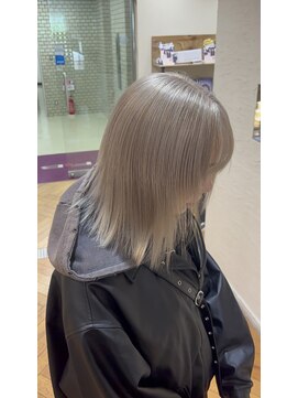 ファブ 千葉店(FaB) ホワイトベージュ!