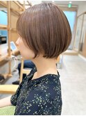 say.ショートボブひし形ショートミルクティーベージュ暗めカラー