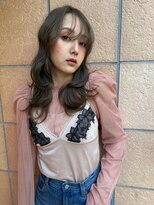 ラビリンス(Labyrinth)&nbsp;ロングヘア/波巻き／ダブルカラー/透明感カラー/おしゃれ
