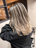 サニー 渋谷(SUNNY)&nbsp;バレイヤージュ、バタフライレイヤーカット、ハイライトブリーチ