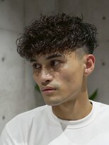 メッツ 原宿(METS) MEN‘S/スペインカール×フェード/メンズパーマ