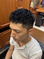 ミリオンバックス 神田店(Million Bucks) クロップスタイル