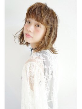 ネオリーブ チロル 横浜西口店(Neolive CiroL.) ハイライトで抜け感☆ニュアンスボブ