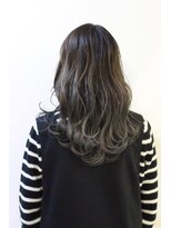 ビアージュ(Viage)&nbsp;【ケアブリーチでダメージを抑えて】バレイヤージュ×グレージュ