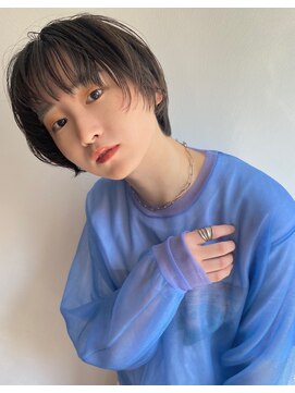 ビコ(bico) 顔まわりレイヤーのショートスタイル