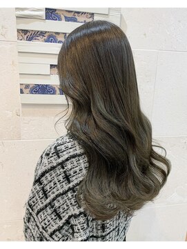 ラフューネ ヨコハマ(Raffune Yokohama) olive beige/Raffune  Yokohama SAYA