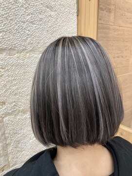 ティンク 横須賀中央(Tink) コントラストハイライト×ボブ