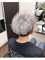 ヌーベルバレ(Nouvelle Vallee)&nbsp;ホワイトカラー