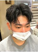センターパートニュアンスパーマツーブロックメンズマッシュ