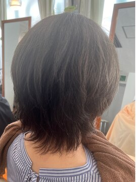 レリビー アウラ(LELiBE_'aula) クセを活かしたショート