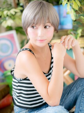カバーヘアアンドスパ ブリス 浦和(COVER HAIR&SPA bliss) 斜めバングハイトーンカラーウルフマッシュh3浦和10代20代30代
