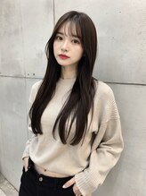ワタトリ(waTatori) ロングレイヤー×美髪ストレート×小顔カット 20代30代40代