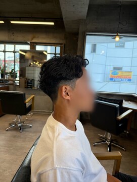 タメ(tame-) サーフカール/フェザーパーマ/ブルーブラック【都賀/メンズ】