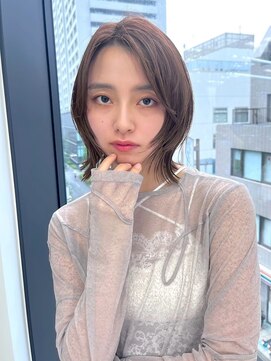 ユーフォリア 渋谷グランデ(Euphoria SHIBUYA GRANDE) ☆20代30代/大人かわいい/小顔ひし形/ウルフ/ミディアムレイヤー