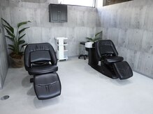 yuk【ユク】の雰囲気(業界最高峰のケア剤、トリートメントを豊富に用意しています。)