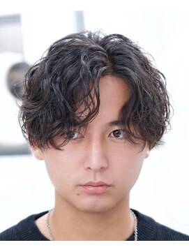 アストラ(ASTRA) MEN’S HAIR/サーフカール/刈り上げセンターパート