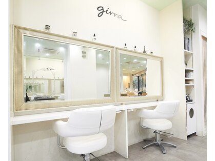 ジラ ヘアアンドメイク(girra HAIR&MAKE)の写真