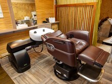 バーバーエヌ(Barber N)