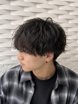 リグ 横浜(Lig.)&nbsp;メンズカットツイストスパイラルパーマツーブロックマッシュ横浜