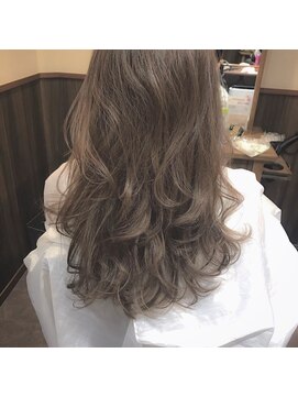 メレット(Meret) ミルクティー_シルキーベージュ