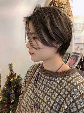 ロティー(loty) 《loty酒井美紀》柔らかカーキベージュ×ナチュラルショート