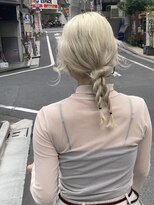 ロク 高田馬場(lok) ホワイトカラー×ヘアアレンジ【高田馬場　lok】あらい