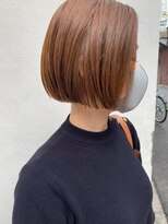 モルニ(MORNI)&nbsp;ハニーイエロー_マロンベージュ Aラインボブ かきあげ