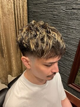 プレミアムバーバー 赤坂店(PREMIUM BARBER produce by HIRO GINZA) ブリーチメッシュ【ヒロ銀座】赤坂/バーバー/パーマ