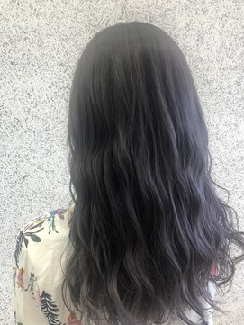 スリー(THREE) グレージュ