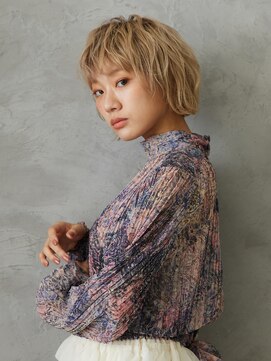 ソシエ アヴェダ さいたま新都心店(SOCIE AVEDA) ニュアンスショート/ハイトーン［さいたま新都心駅/髪質改善］