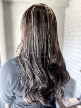 ストロベリーR. ハイライトカラー