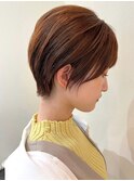 ベージュカラー ショートマッシュ レイヤー 20代 30代