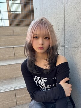 ロンド レア 天神大名店(Lond Le’a) ホワイトブロンド/外ハネボブ /ワイドバング/ブルーブラック