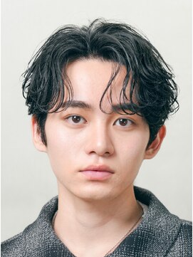 フィフス トウキョウ (fifth TOKYO) 渋谷フェザーパーマフェザーショートセンターパート