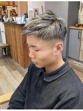 コンパス(COMPASS) メンズショートヘアにハイライト