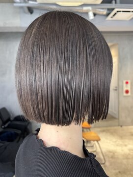 エリマ 調布(elima) 調布イルミナカラーマッシュショートヘアミルクティーベージュ