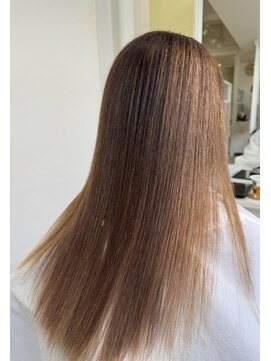 アバーブ ギンザ(Above Ginza) 20代30代40代50代◎髪質改善/リバースライト