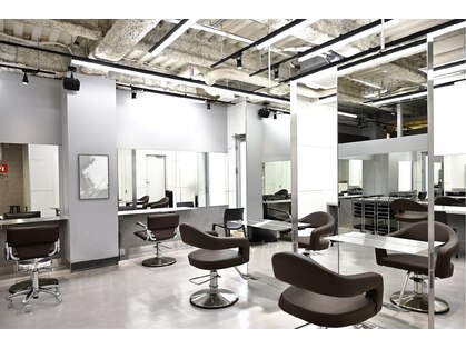 リップス 天神(LIPPS)の写真