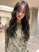 ルノ(RUNO)&nbsp;ハイレイヤー/ミディアム・ロングレイヤー/顔周り・フェイス20代