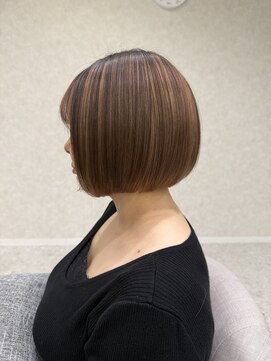 ロエン 西岡崎店(ROEN) アンブレラカラー/ブリーチカラー/ベージュカラー/前下がりボブ/