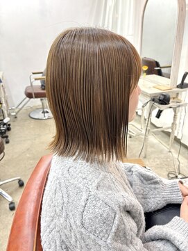 エトネ ヘアーサロン 仙台駅前(eTONe hair salon) 切りっぱなし外はねボブ
