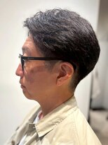 エムエイチザバーバー 本町(MH THE BARBER)&nbsp;大人グレイヘア×ツーブロック【北浜・堺筋本町・淀屋橋】