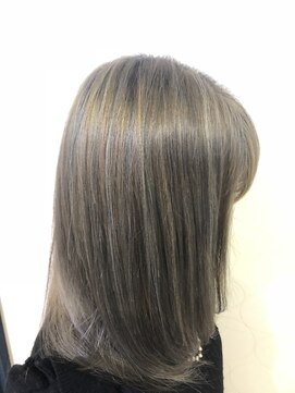 カレント(Current) ハイライトシルバーグレージュ