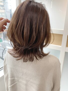 リリーオブザベイス(Lily of the Vase) 抜け感☆ミディ