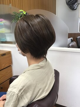 ナカジマ美容室 艶髪ショート