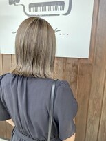 メール(Mer...)&nbsp;透明感抜群！！極細ハイライト☆