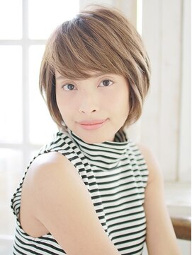 アーク(ARC+) 大人かわいいミニボブ　ハイトーンカラーハイライト