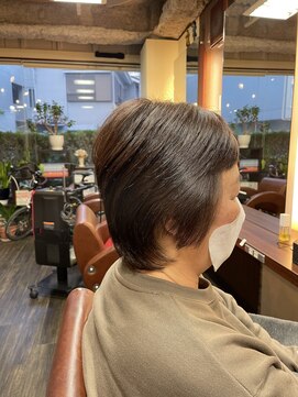 サロンドアルデニーロ(salondeAL de niro) ちょいウルフショート