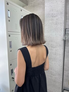 イキ 表参道(iki omotesando) モード/無造作ウェーブ/大人ガーリー[表参道駅]